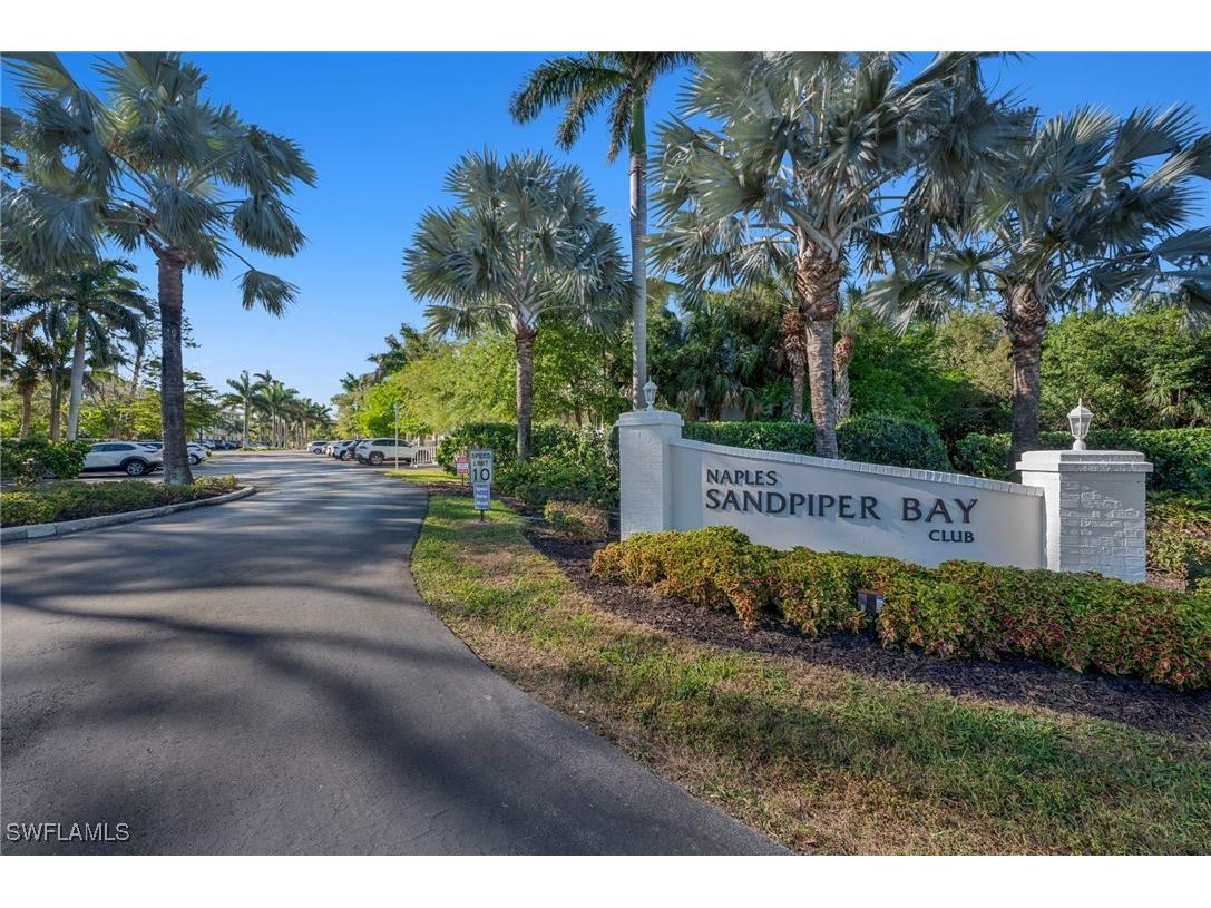 3001 Sandpiper Bay Circle #B303 Naples FL 34112 225074692 image1