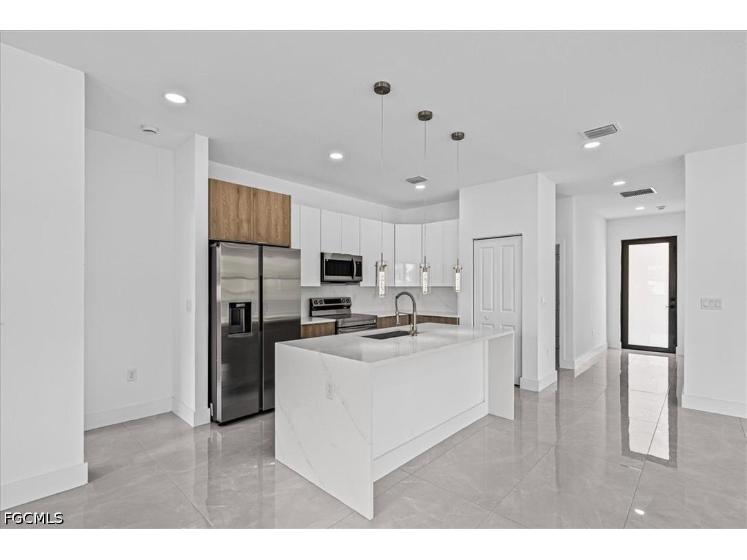 3001 Unice Avenue S Lehigh Acres FL 33976 2026019630 image9
