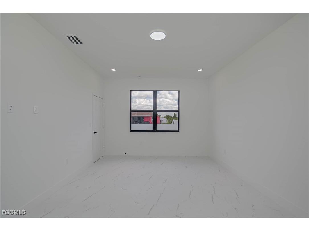 3002 63rd Street W Lehigh Acres FL 33971 2025004665 image11