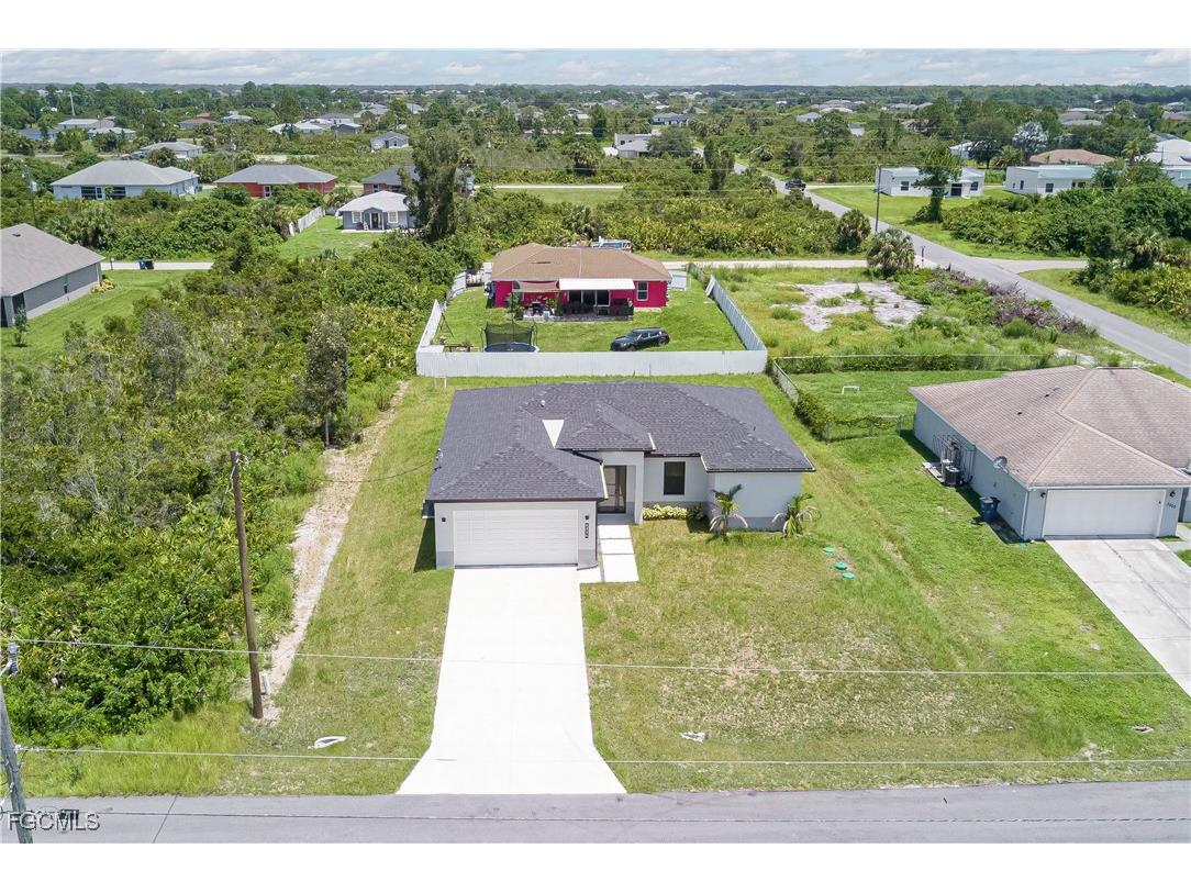 3002 63rd Street W Lehigh Acres FL 33971 2025004665 image2