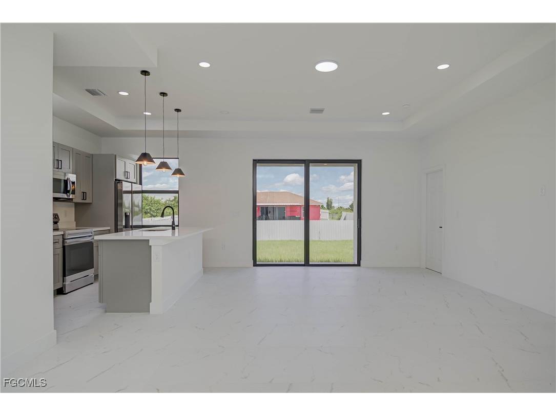 3002 63rd Street W Lehigh Acres FL 33971 2025004665 image3