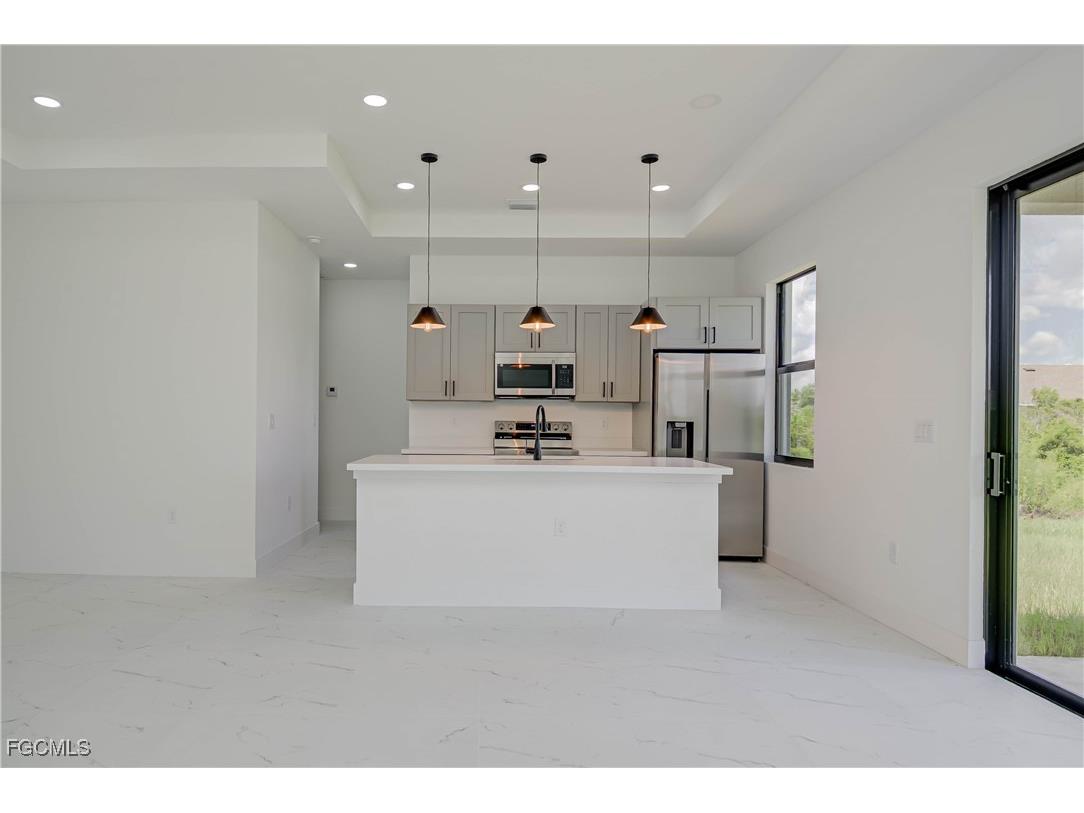 3002 63rd Street W Lehigh Acres FL 33971 2025004665 image4