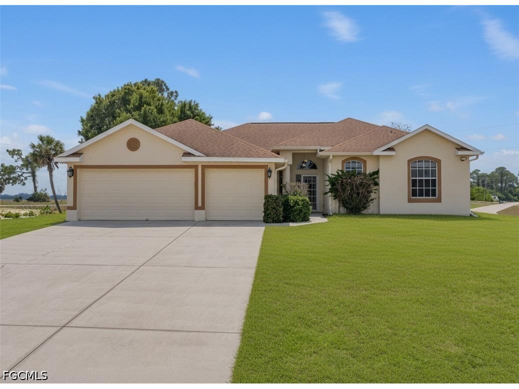 3002 Balsam Court Labelle FL 33935 2026019308 image1