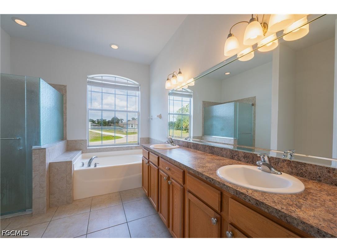3002 Balsam Court Labelle FL 33935 2026019308 image10