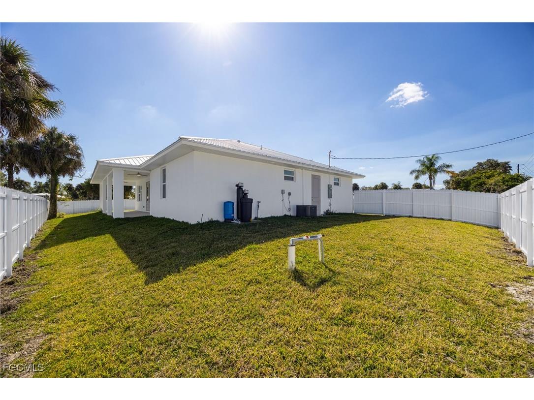 3002 Mercer Way Labelle FL 33935 2025022204 image30