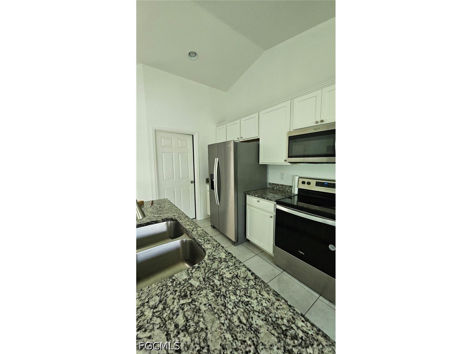 3002 NE 7th Avenue Cape Coral FL 33909 2026028636 image6