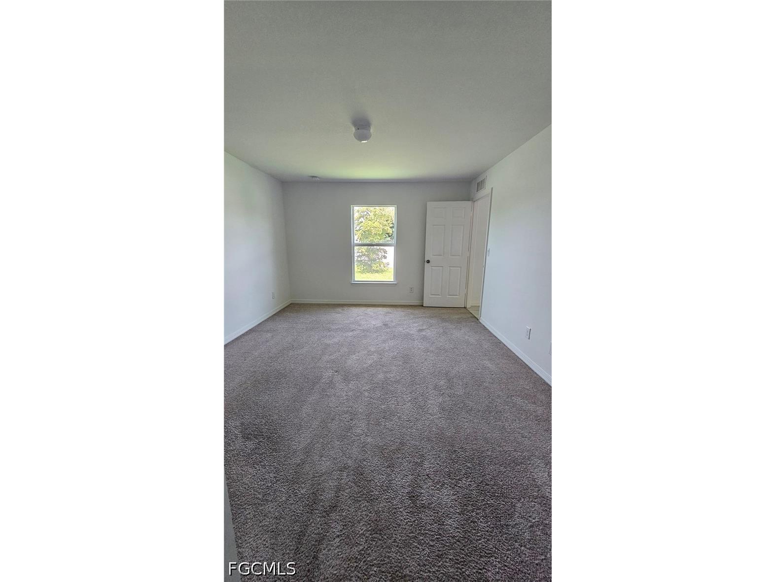 3002 NE 7th Avenue Cape Coral FL 33909 2026028636 image7