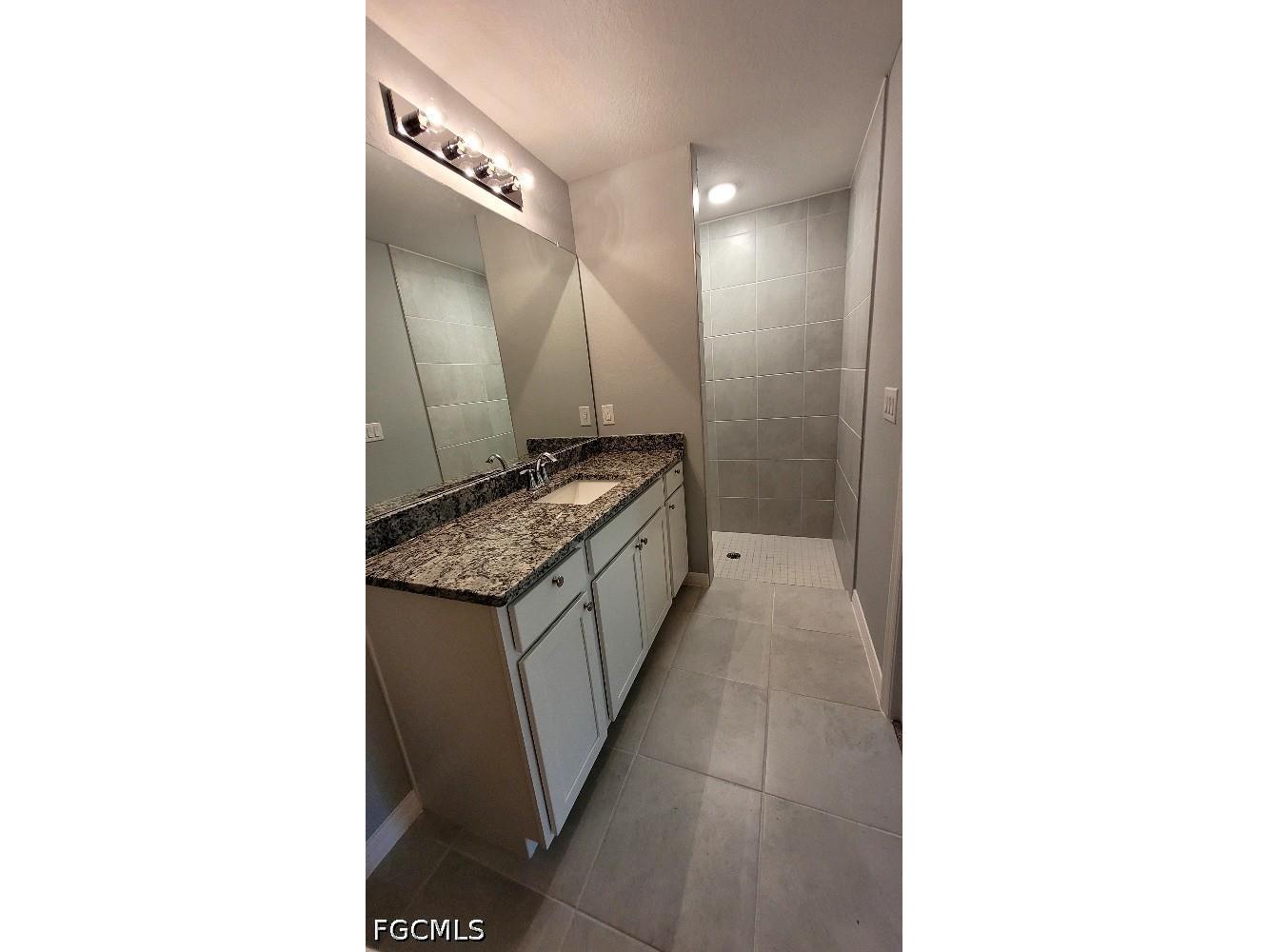 3002 NE 7th Avenue Cape Coral FL 33909 2026028636 image8