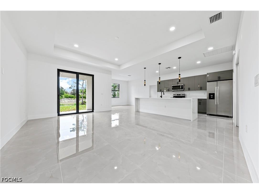 3002 Nora Avenue N Lehigh Acres FL 33971 2026022180 image2