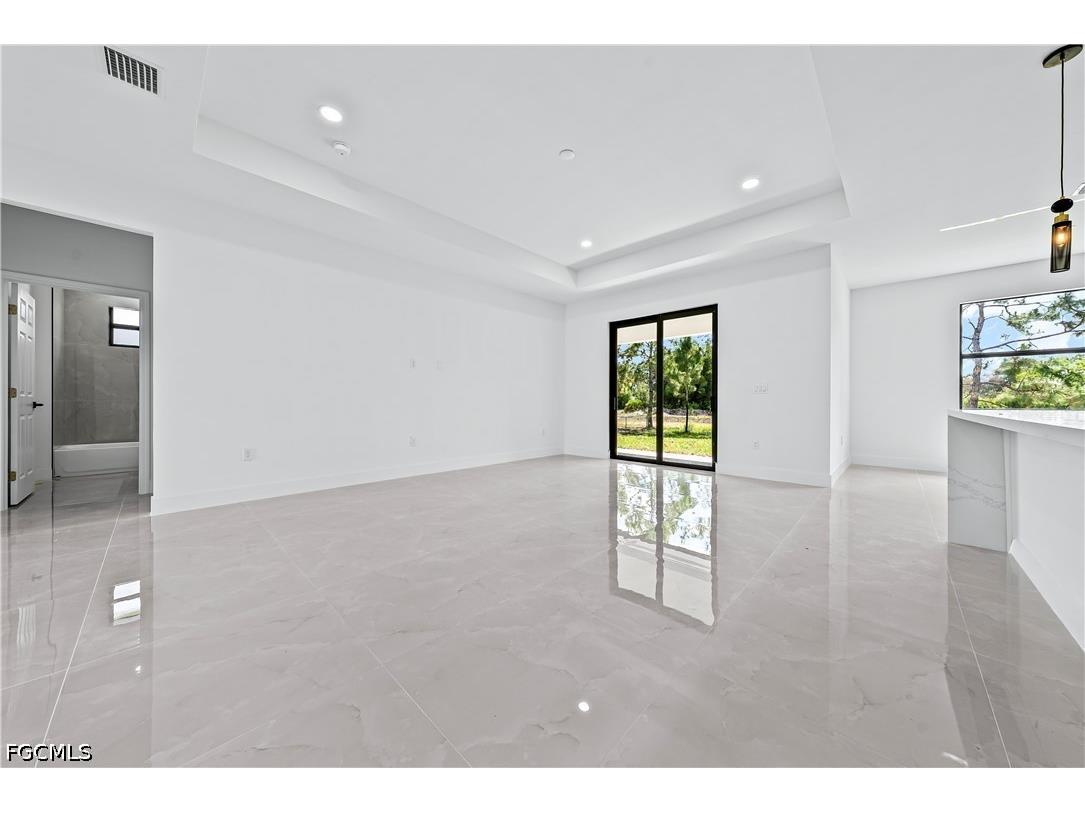 3002 Nora Avenue N Lehigh Acres FL 33971 2026022180 image4