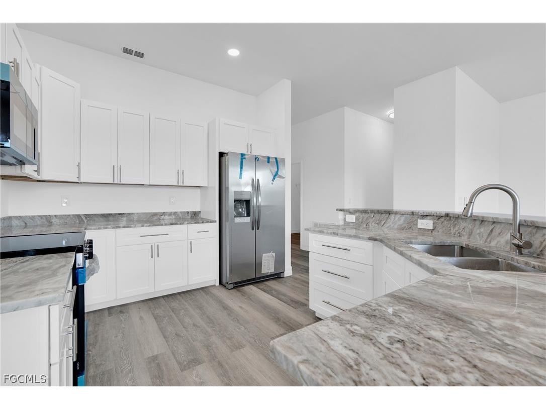 3003 27th Street SW Lehigh Acres FL 33976 2026009268 image6