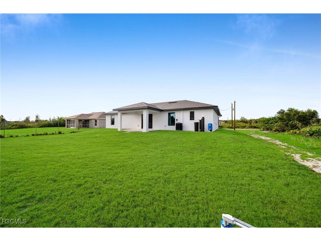 3003 70th Street W Lehigh Acres FL 33971 2025015031 image17