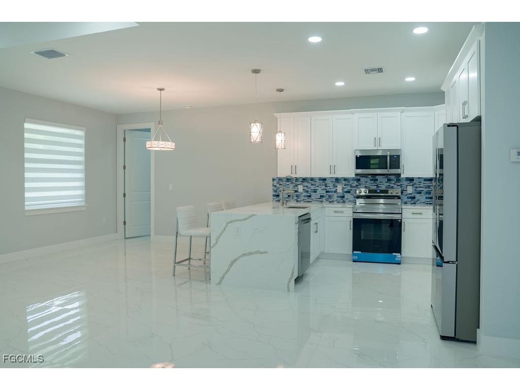 3003 E 16th Street Lehigh Acres FL 33972 2025004557 image5