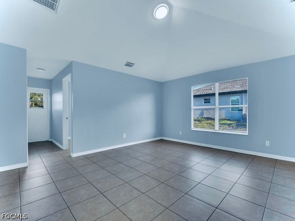 3003 Gilbert Avenue S Lehigh Acres FL 33973 2026021616 image5