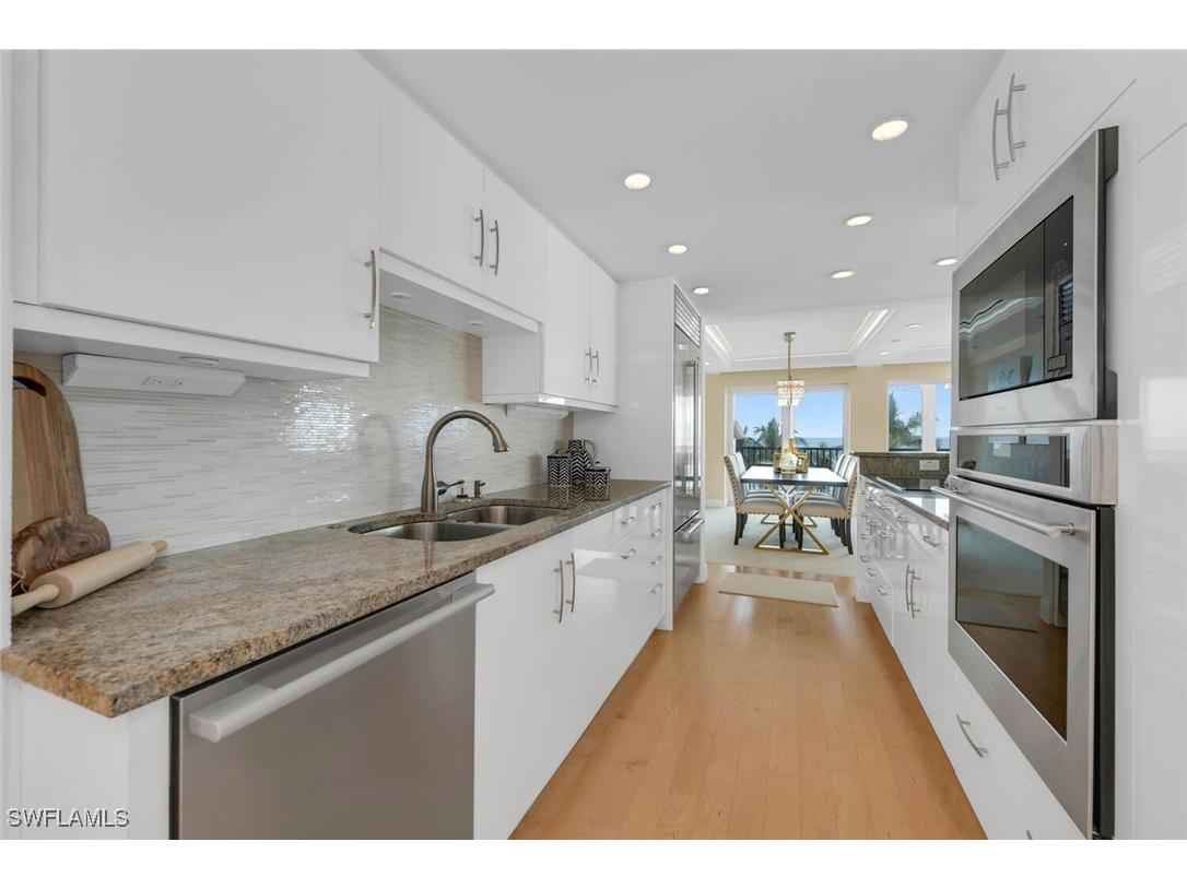 3003 Gulf Shore Boulevard N #403 Naples FL 34103 225048916 image11