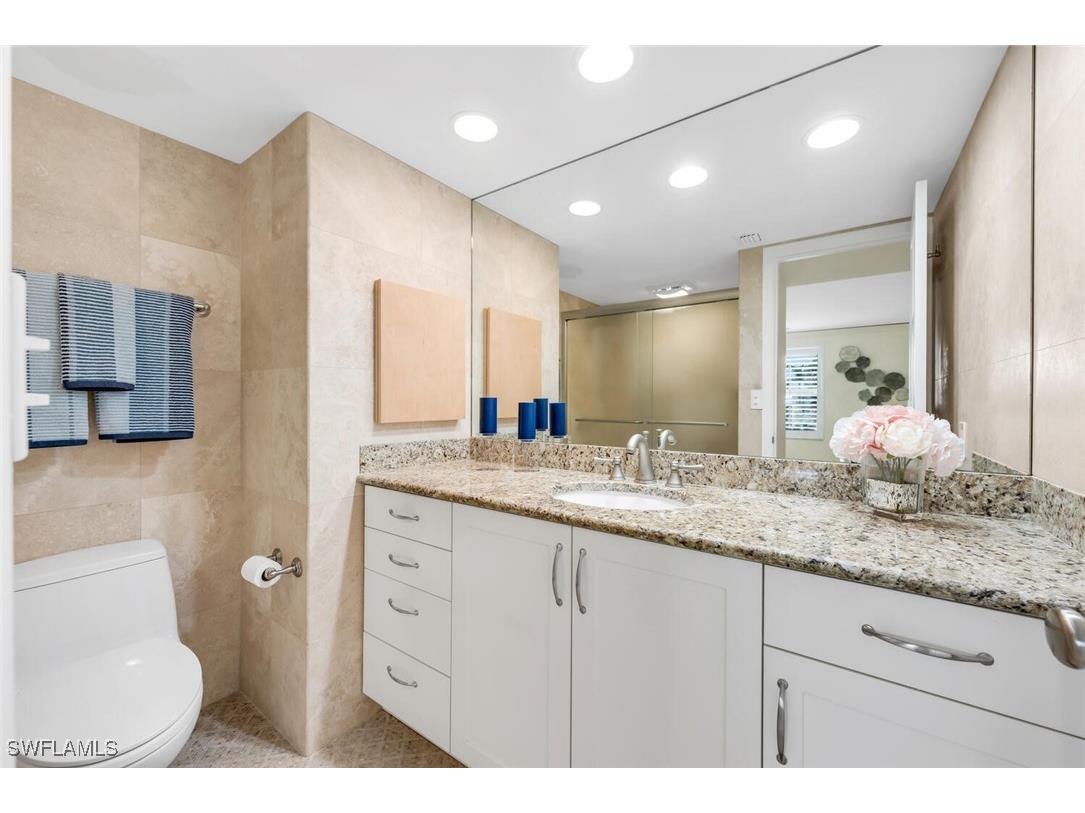 3003 Gulf Shore Boulevard N #403 Naples FL 34103 225048916 image18