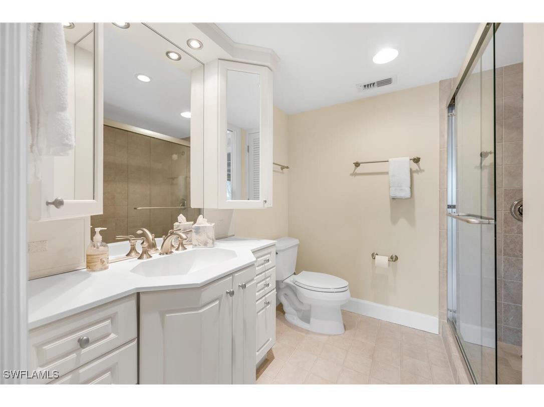 3003 Gulf Shore Boulevard N #404 Naples FL 34103 226003858 image13