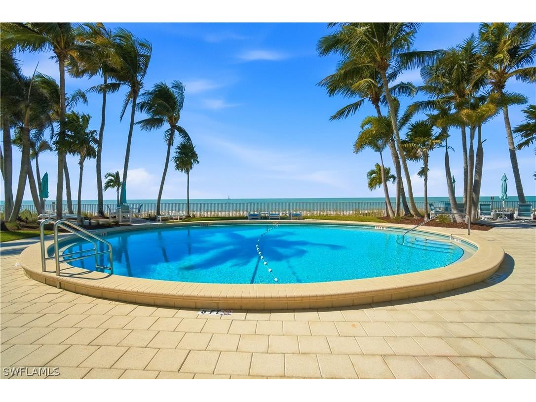 3003 Gulf Shore Boulevard N #701 Naples FL 34103 226002964 image20