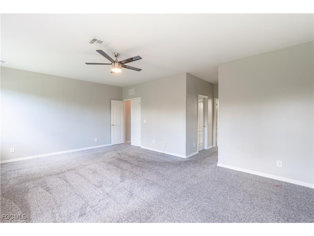 3003 Lake Manatee Court Cape Coral FL 33909 2025008498 image22