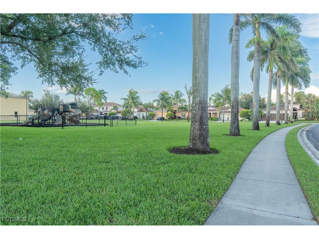 3003 Lake Manatee Court Cape Coral FL 33909 2025008498 image40