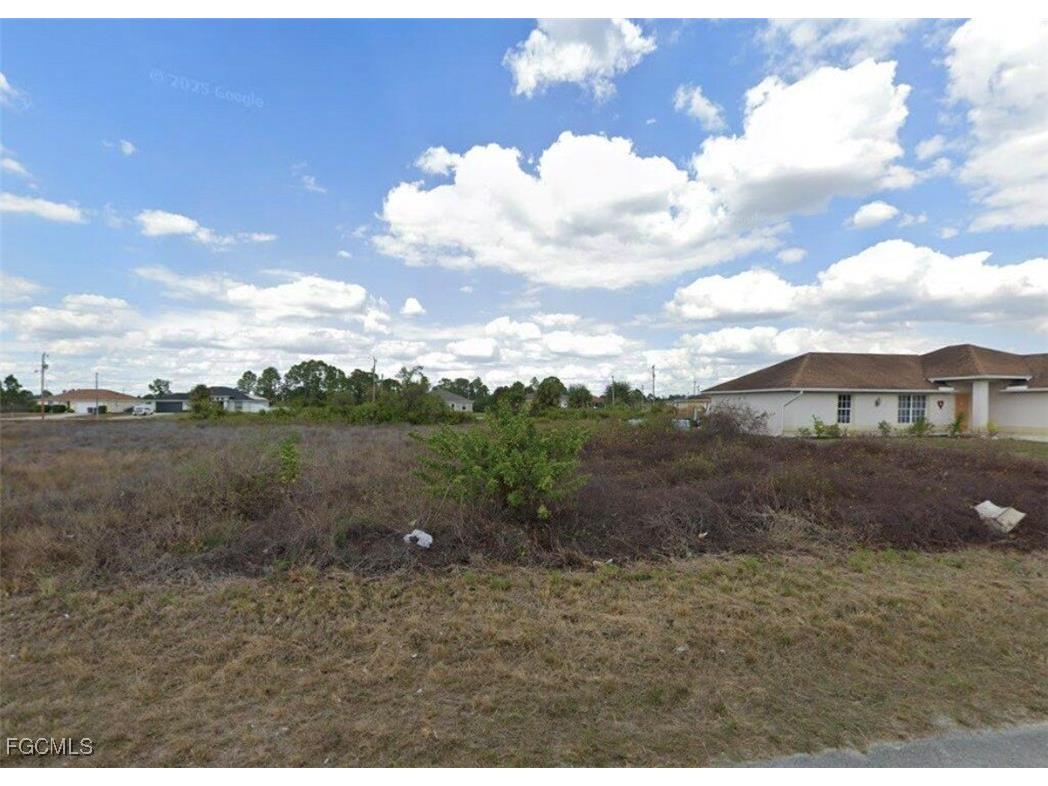 3004 25th Street SW Lehigh Acres FL 33976 2025025089 image1