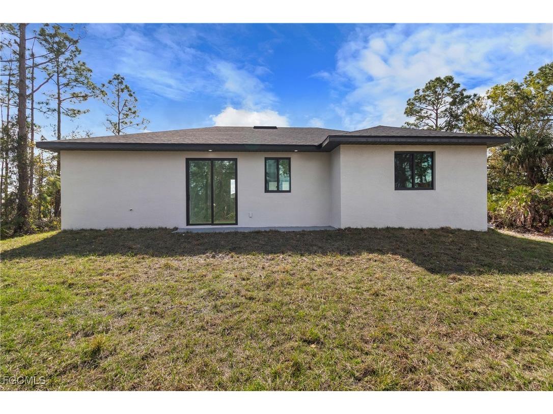 3004 2nd Street W Lehigh Acres FL 33971 2026002367 image2