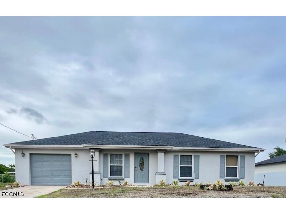 3004 3rd Street W Lehigh Acres FL 33971 2026017292 image1