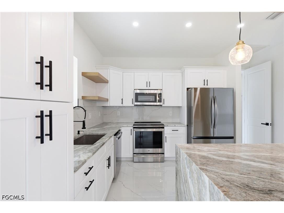 3004 Iris Circle Labelle FL 33935 2026012238 image12
