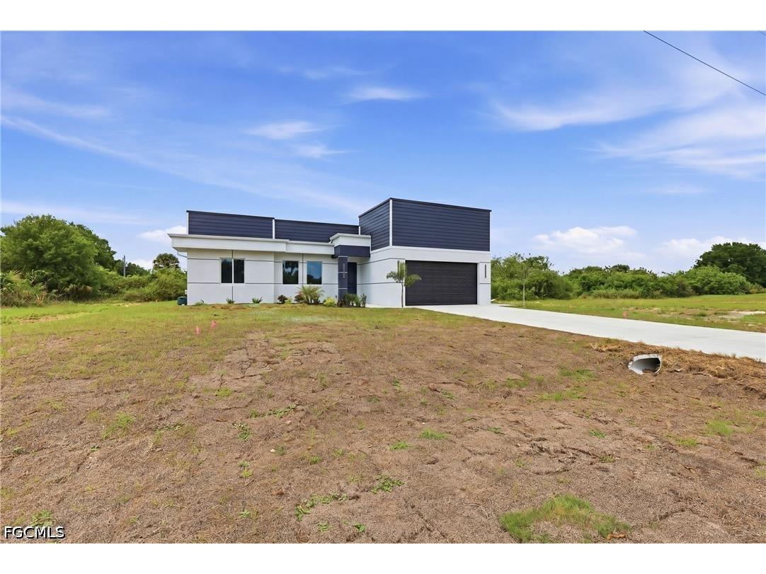 3004 Iris Circle Labelle FL 33935 2026012238 image2