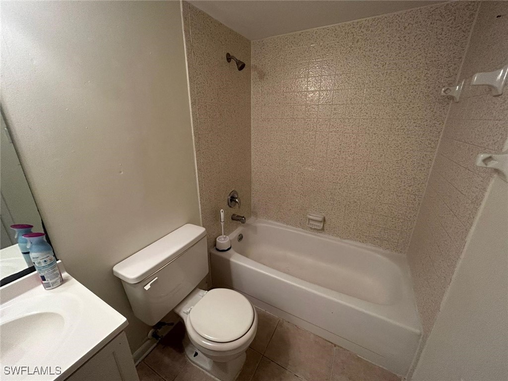 3004 Santa Barbara Boulevard #A - B Cape Coral FL 33914 225071347 image2