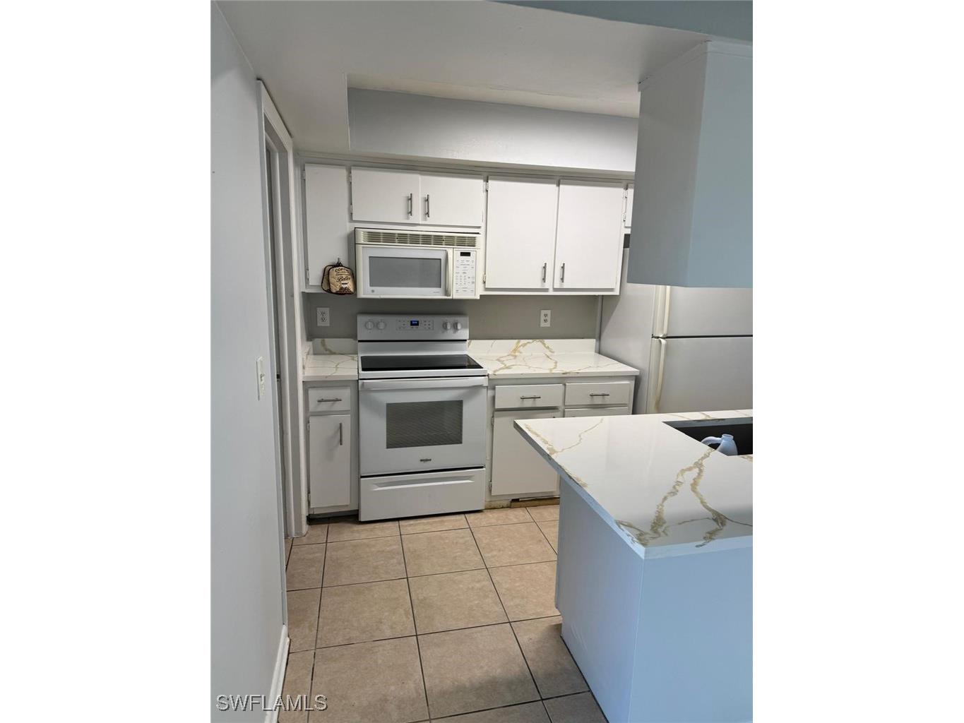 3004 Santa Barbara Boulevard #B Cape Coral FL 33914 225082195 image7