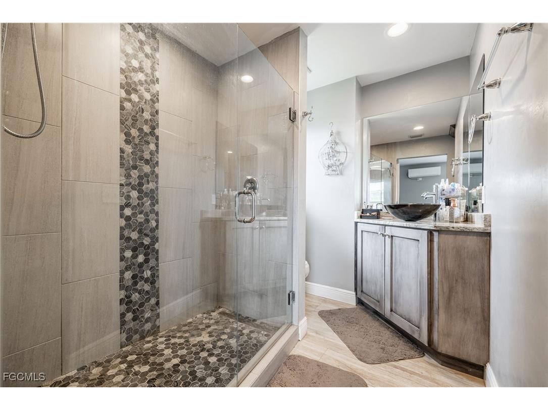 3004 W Briarwood Circle Labelle FL 33935 2025023395 image19