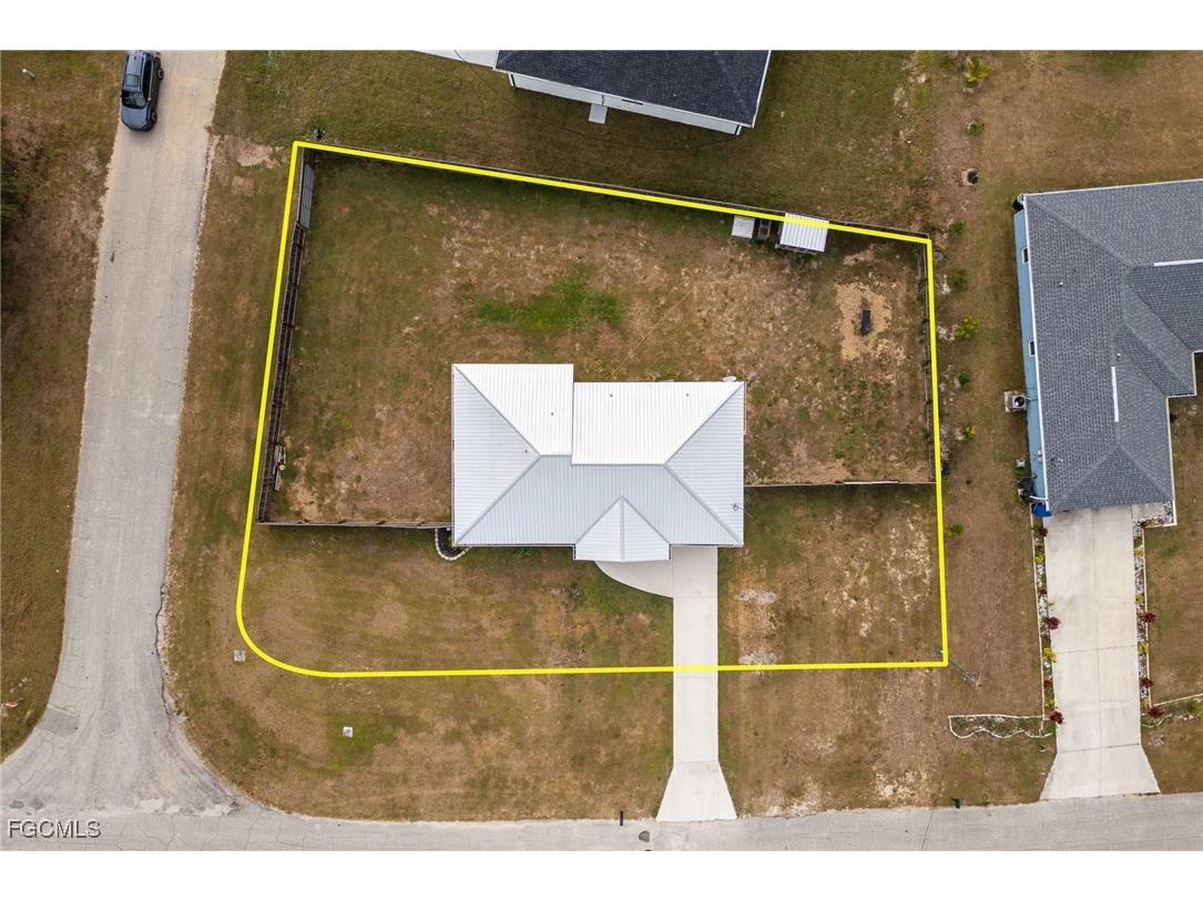 3004 W Briarwood Circle Labelle FL 33935 2025023395 image27