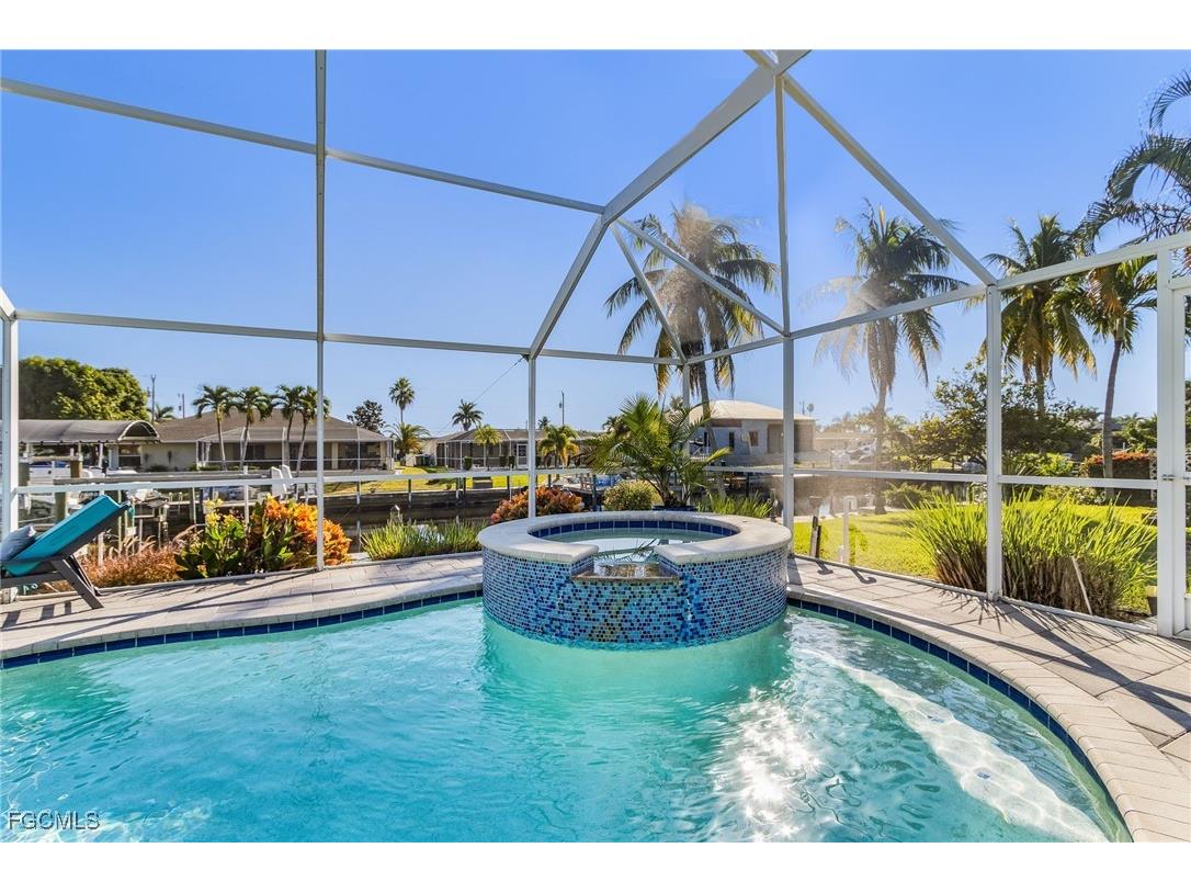 3005 SE 18th Avenue Cape Coral FL 33904 2025020771 image9