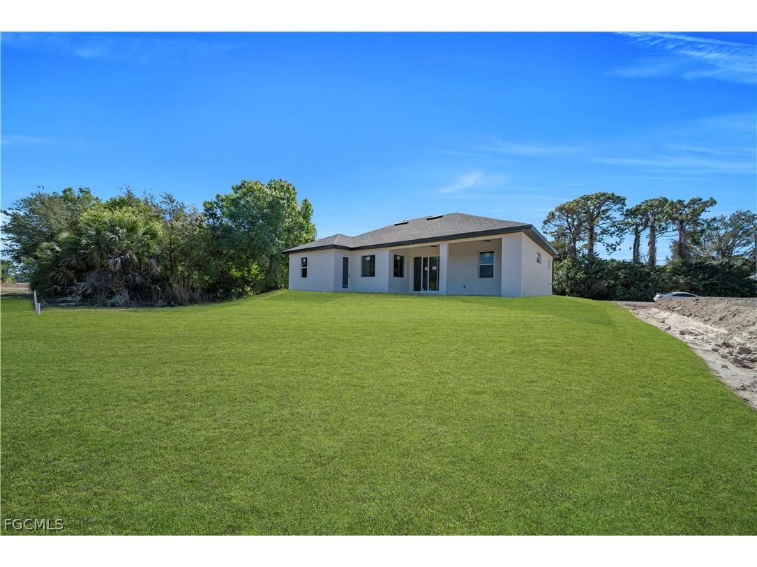 3006 16th Street W Lehigh Acres FL 33971 2026011382 image8