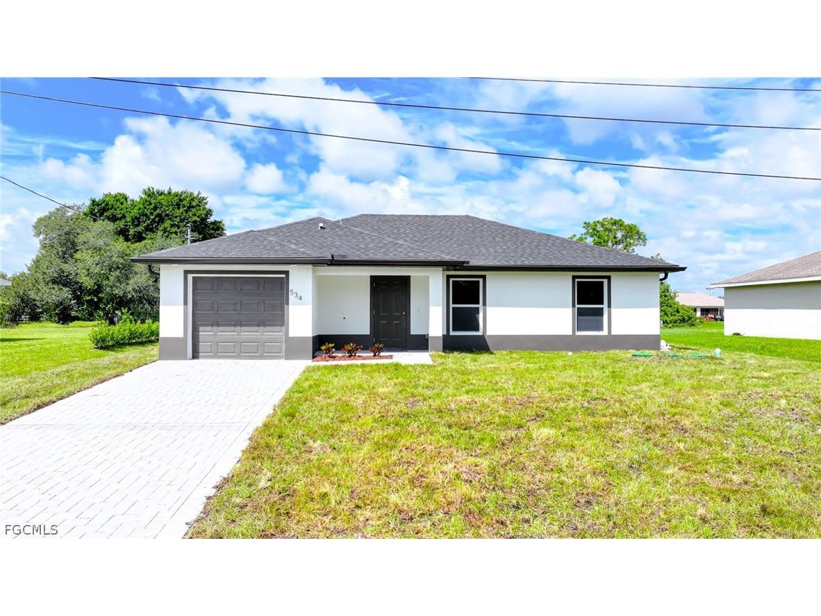 3006 36th Street SW Lehigh Acres FL 33976 2026012653 image1