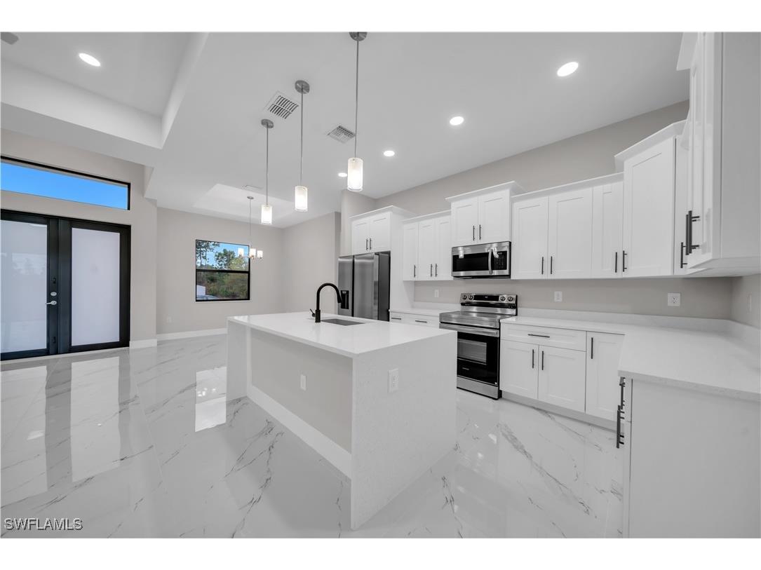 3006 53rd Street W Lehigh Acres FL 33971 226002909 image1