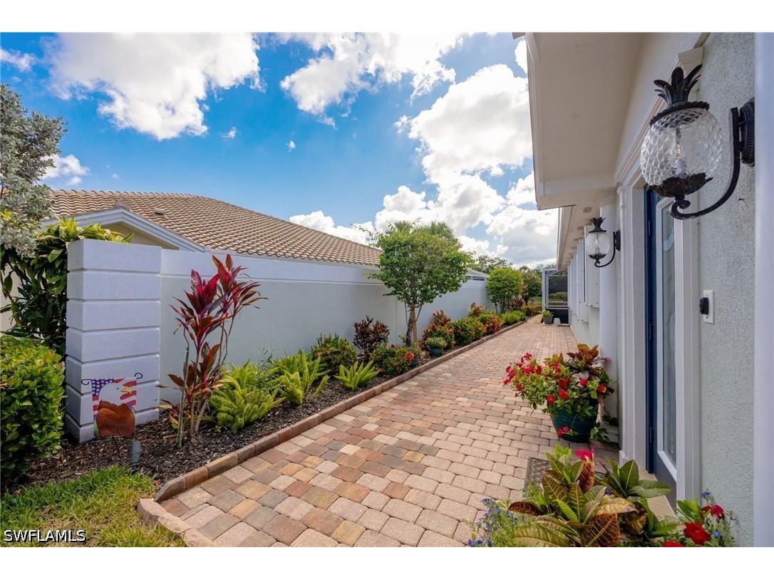3006 Futuna Lane Naples FL 34119 226023489 image3