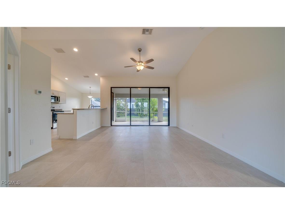 3006 NW 10th Terrace Cape Coral FL 33993 2025023185 image4