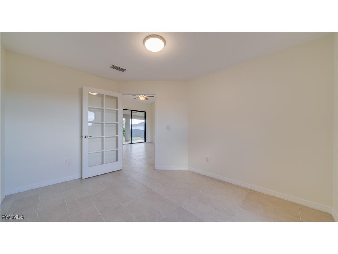 3006 NW 10th Terrace Cape Coral FL 33993 2025023185 image9