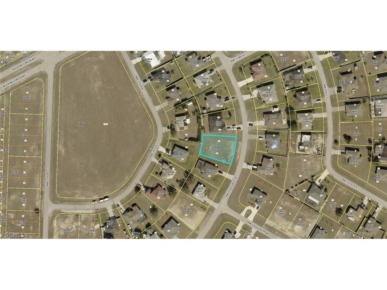 3006 NW Douglas Circle Cape Coral FL 33993 2026008023 image1