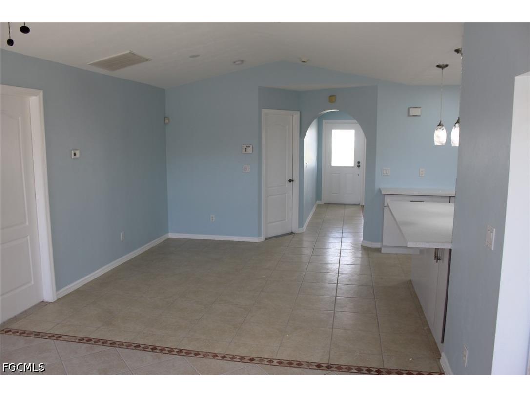 3006 SE 15th Place Cape Coral FL 33904 2026024559 image10