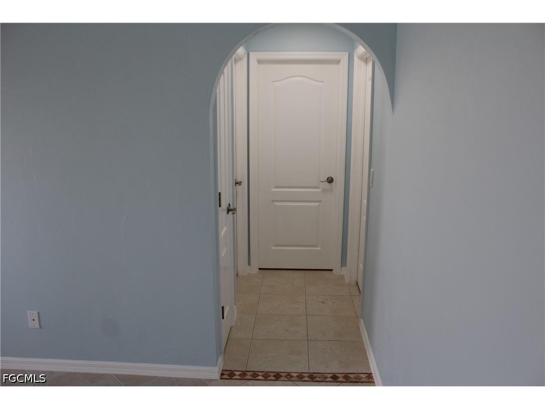 3006 SE 15th Place Cape Coral FL 33904 2026024559 image8