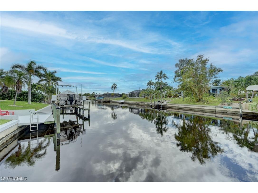 3006 SE 18th Avenue Cape Coral FL 33904 223094562 image1