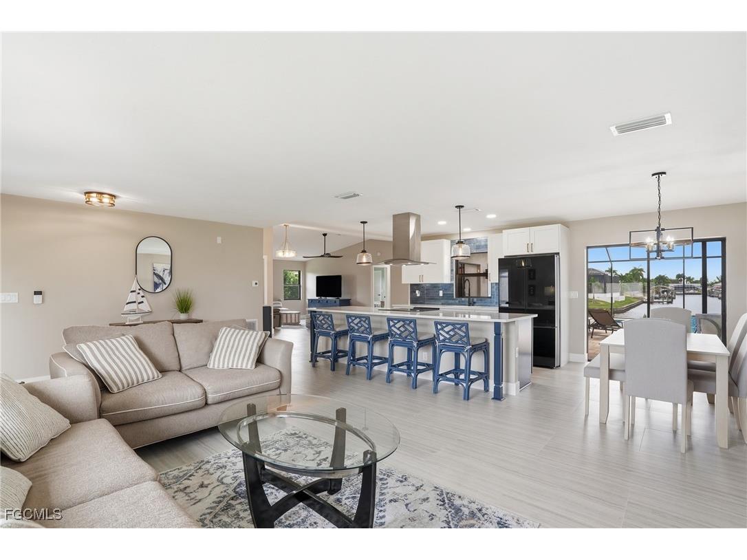 3006 SE 6th Avenue Cape Coral FL 33904 2025018909 image5