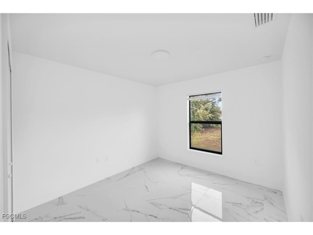 3007 1st Street SW Lehigh Acres FL 33976 2025005392 image15