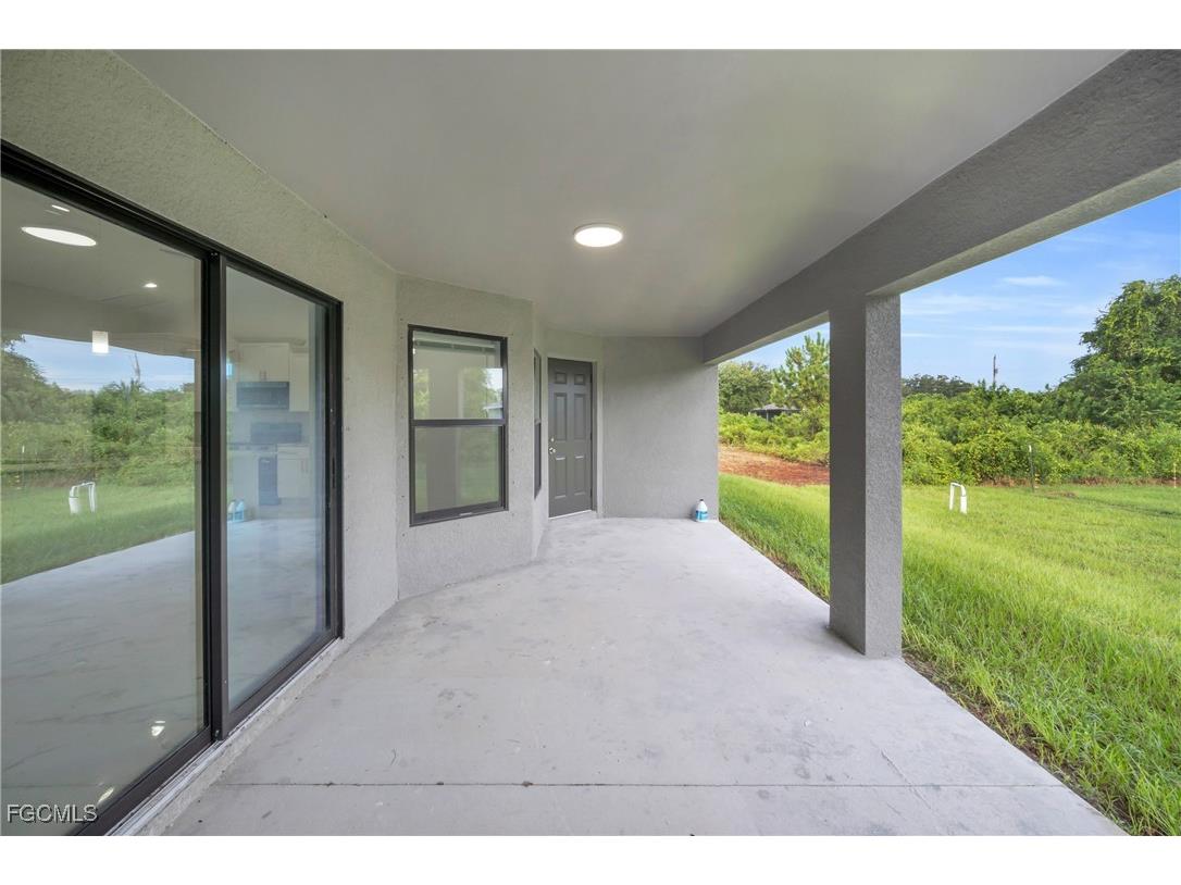3007 1st Street SW Lehigh Acres FL 33976 2025005392 image22