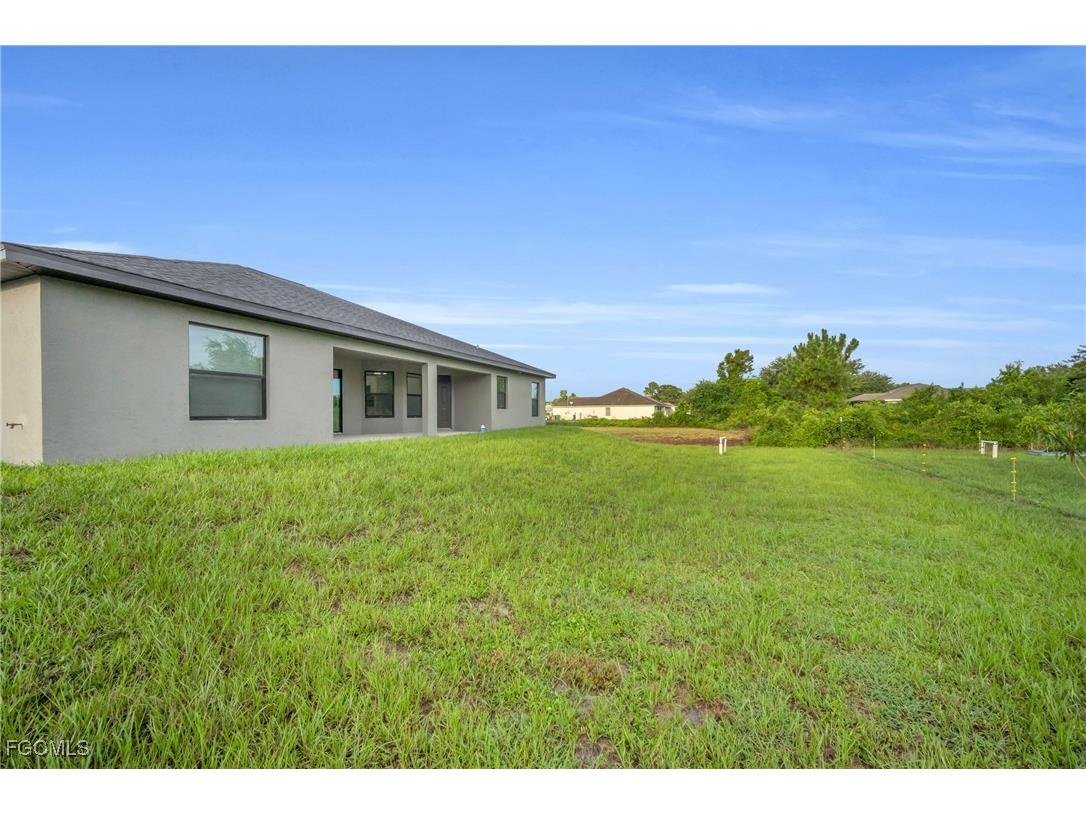 3007 1st Street SW Lehigh Acres FL 33976 2025005392 image24