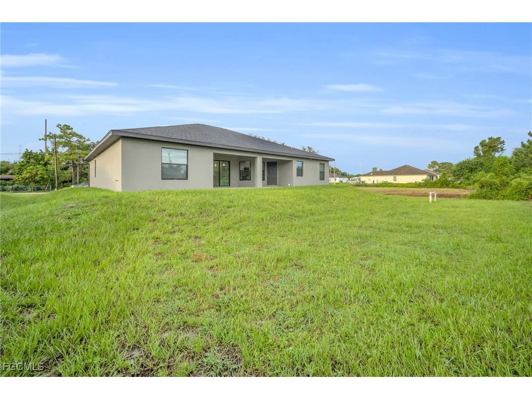 3007 1st Street SW Lehigh Acres FL 33976 2025005392 image25