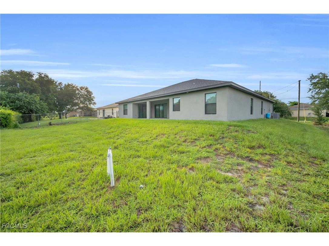 3007 1st Street SW Lehigh Acres FL 33976 2025005392 image26